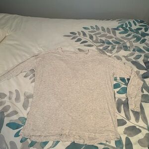 Victoria’s Secret Light Gray Long Sleeve Lounge Top